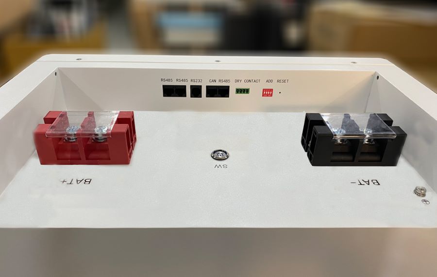 Các cổng giao tiếp, hai đầu cực Các cổng giao tiếp, hai đầu cực