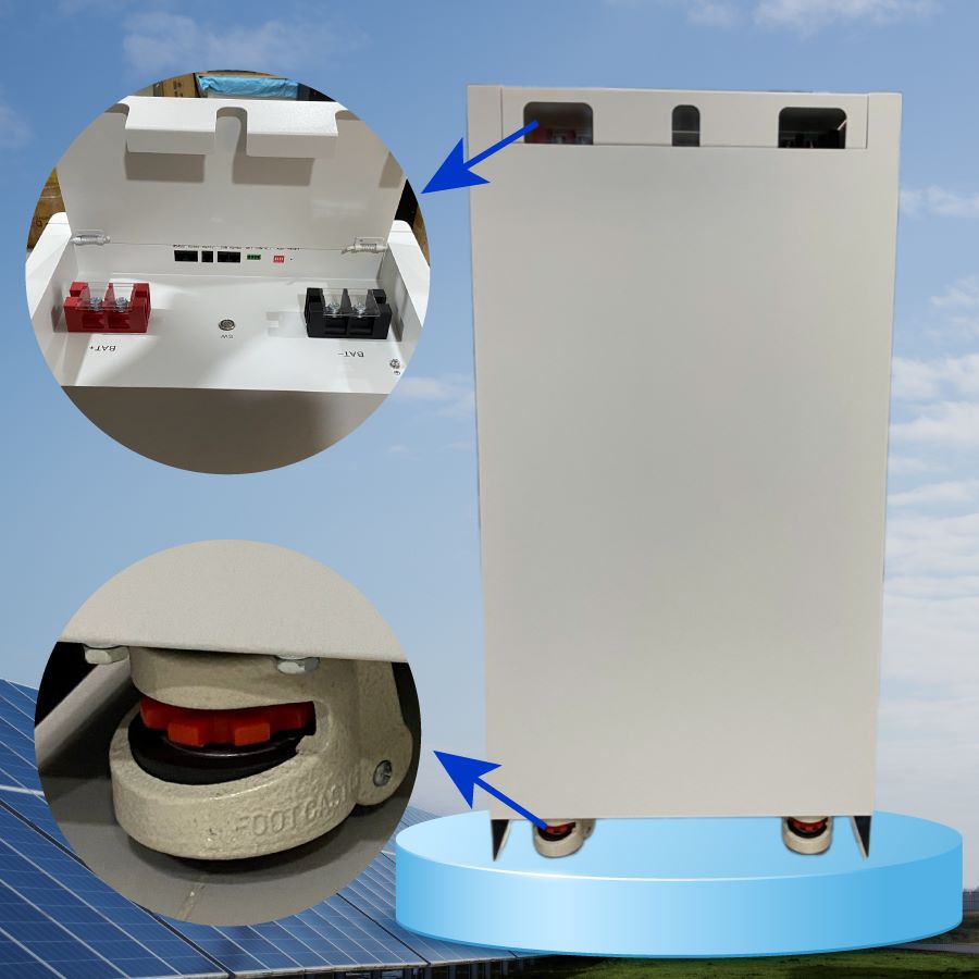 Mặt sau của kho lưu trữ 51.2V305Ah, gói pin được trang bị 4 bánh xe Mặt sau của kho lưu trữ 51.2V305Ah